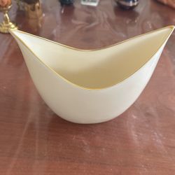 Gorgeous VTG Lenox USA Crescent Bowl Candy Vase, Cream Gold Rim Design 5.5” T