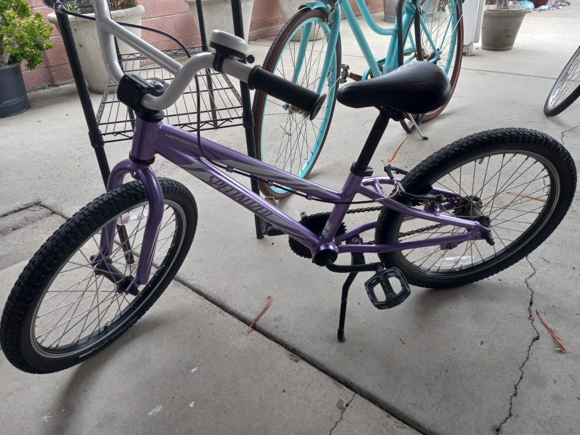 SPECIALIZED Hotrock 20 Inch Light Purple Girls Bike