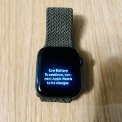 Apple Watch Series 6 With Apple Rainforest Solo Loop