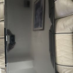Samsung 32” Tv
