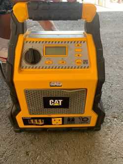 Car and truck jumper box with air pump 1200 volt