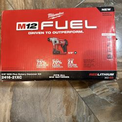 Milwaukee 5/8 Sds Rotary Hammer Drill Kit 