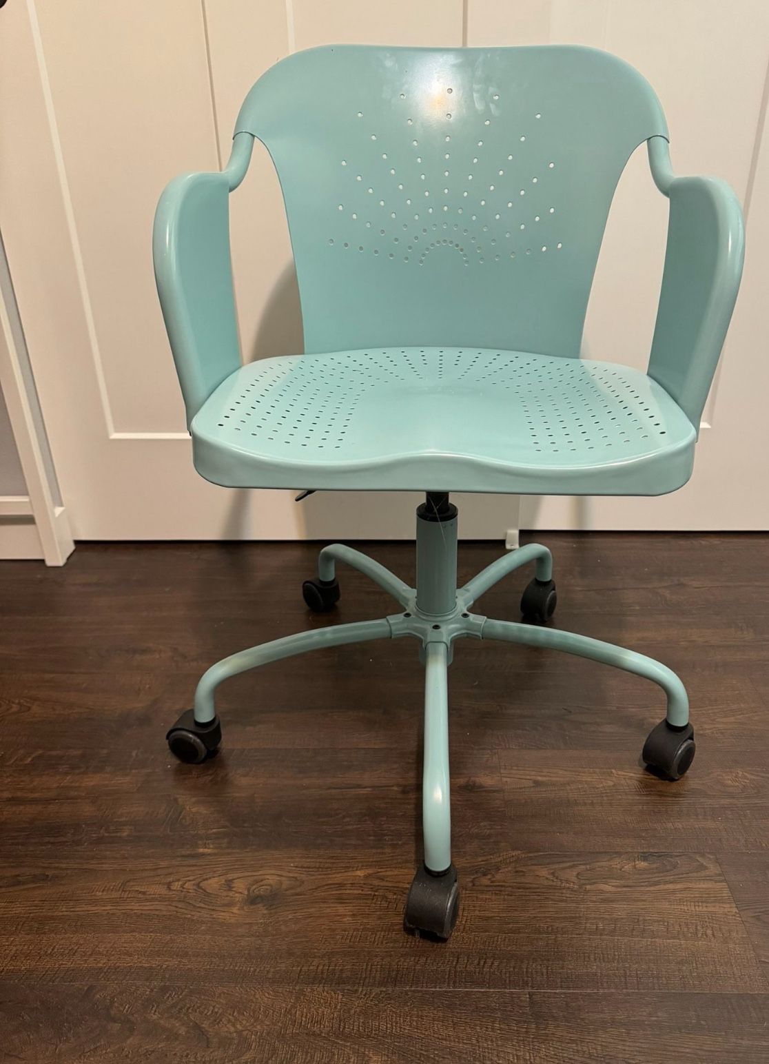 Swivel Desk Chair