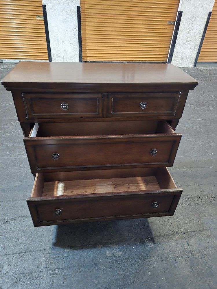 2 Drawer Entertainment Dresser With Mirror (Ashleys)