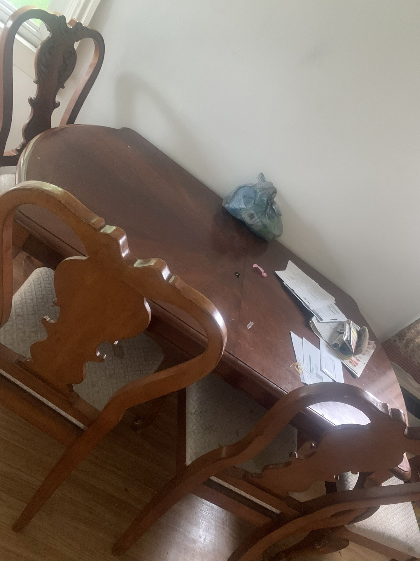 Large Kitchen Table With 4 Chairs