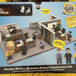 PHAT MOJO The Office Scranton Branch Construction Set. 369 Pieces. Brand New Sealed $25.00