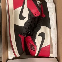 Nike Air Retro Jordan Red And Black And White 