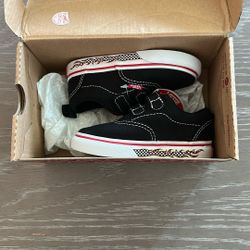 Brand New Toddler Vans Size 6