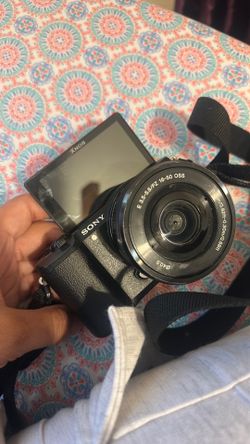 Sony vlogging camera