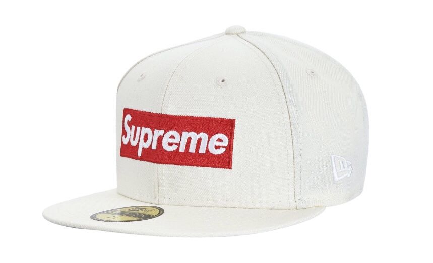 Supreme World Famous Box Logo - size 7 1/4