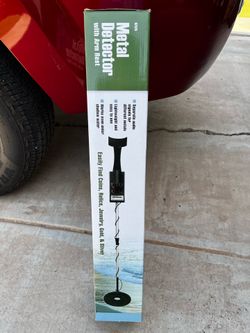 Metal Detector with Arm