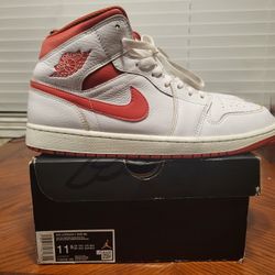 Jordan 1 Mid SE Mens 11.5