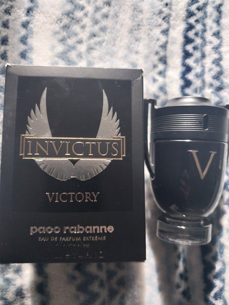 Vendo Perfume Original Invictus Victory Nuevo Solo Lo Use Una Ves