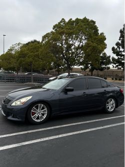 2011 Infiniti G37