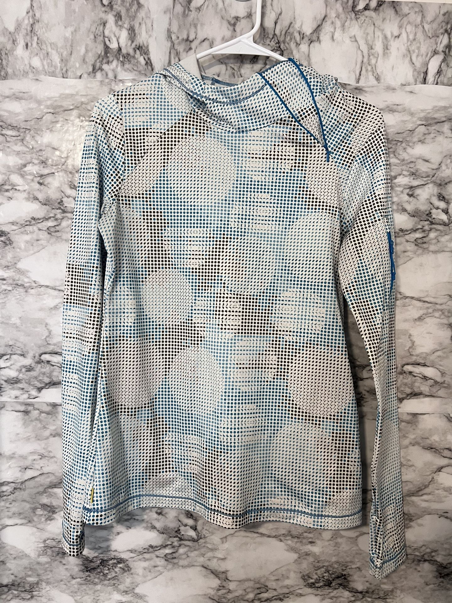 Woman’s Lole Hooded Pullover Size Medium