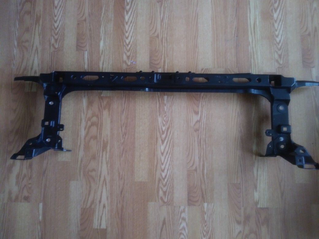 Radiator Support Core Bracket For 2009-2014 Ford F150 – Upper, Steel, 9L3Z16138B