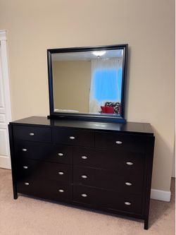 Deal : Heavy Duty 9-Drawer Dresser with Mirror | Ample Storage Space | Lots of Drawers