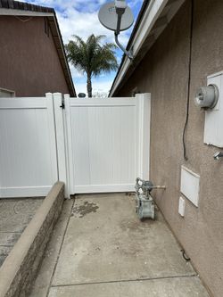 Vinyl Fencing