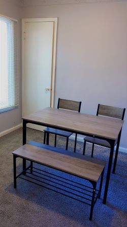 Dining room set
