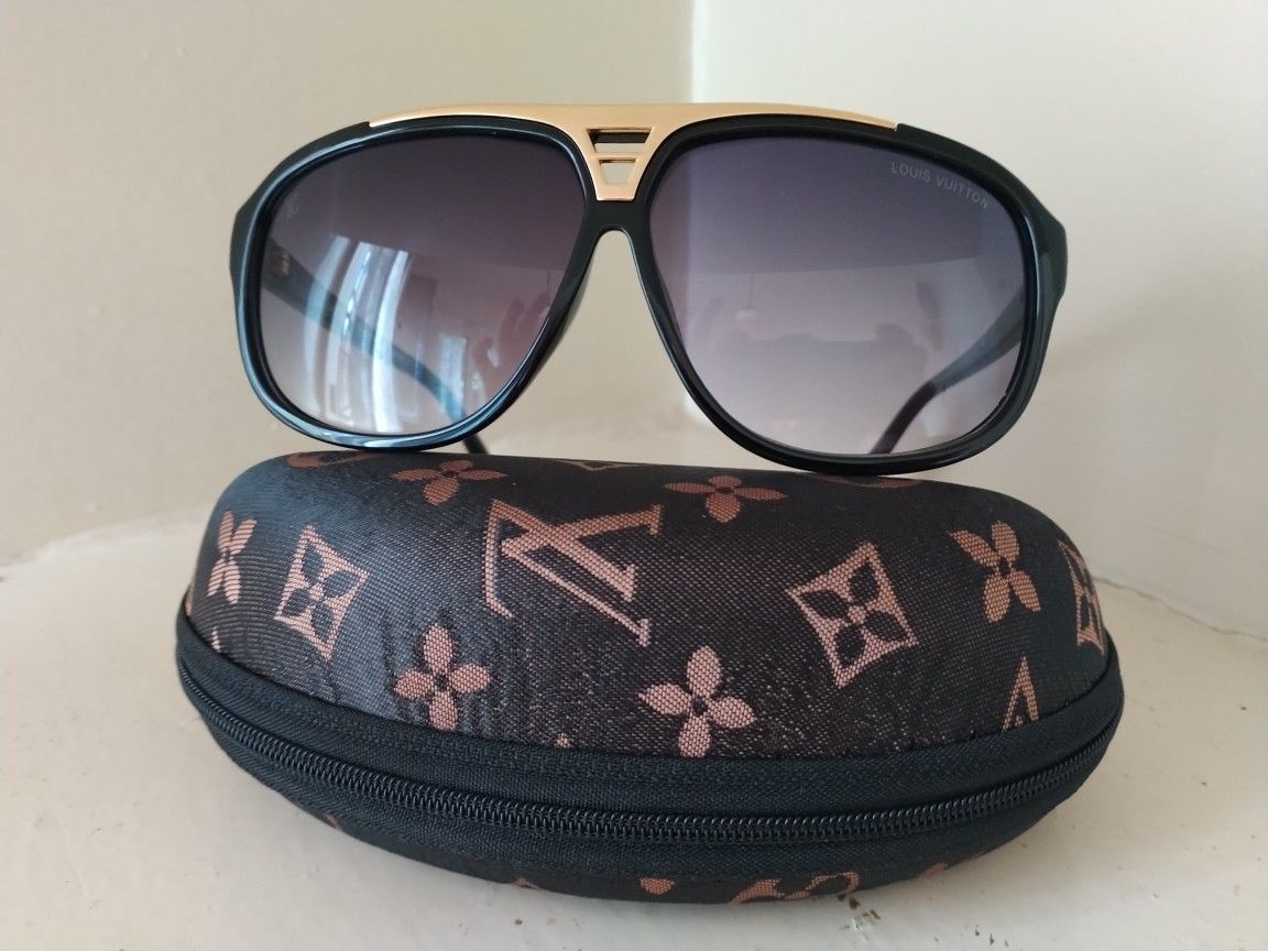 Louis Vuitton Evidence Gold Sunglasses