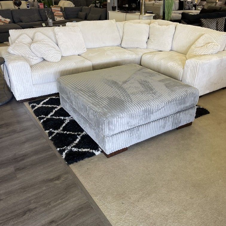 Lindyn Ivory 4pc Sectional,New Products : American Fashion Style Bags On Sale