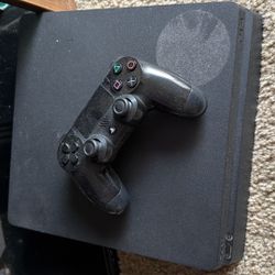 Play Station 4