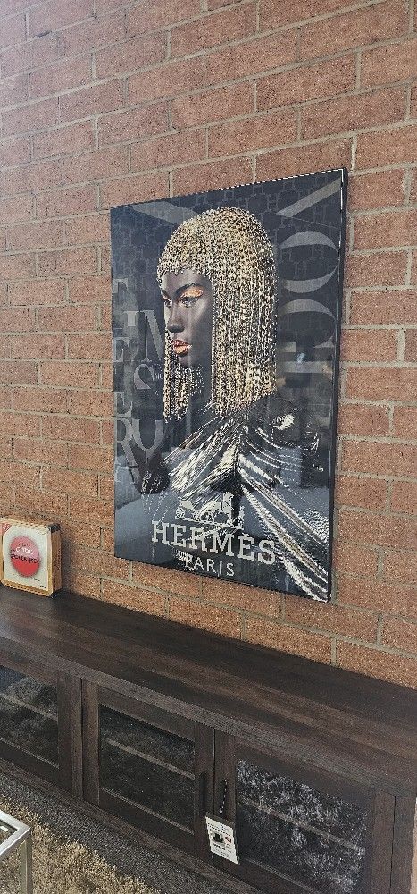 Gold Chain Gloss Canvas Wall Art