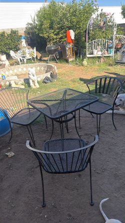 Iron table set