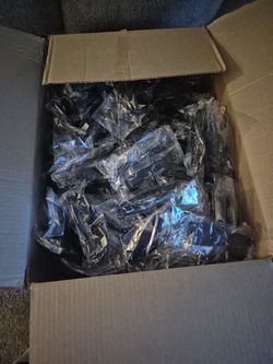  Whole Box Sun Glasses. 250 Plus Pairs 