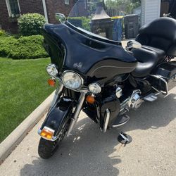 2012 Harley Davidson FLHTK Electra Glide UL