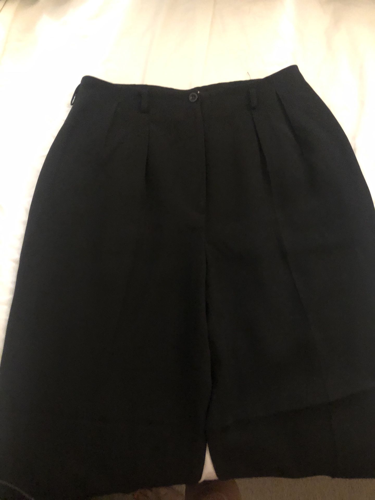 Free- womens black dress pants. Small size 10. Rena Rowen.