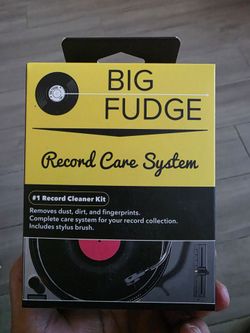 Record cleaner