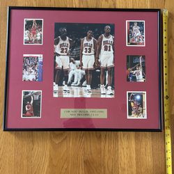 Chicago Bulls photo and card tribute to the ‘95-‘96 season where they went 72-10 for the regular season and win the NBA championship.