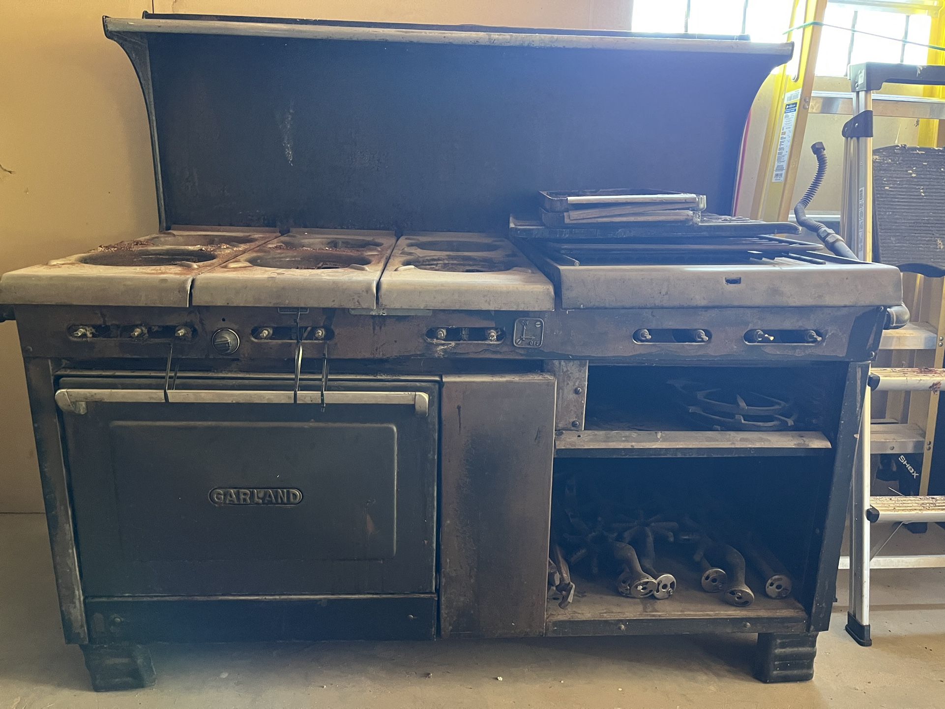 Antique Garland Cast Iron Stove Oven