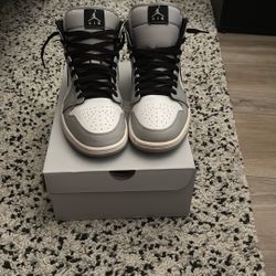 Air Jordan 1 Mid Size 10