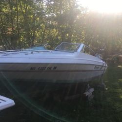 19 Feet  Boat Free As Is 