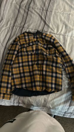 Shirt/ sweater