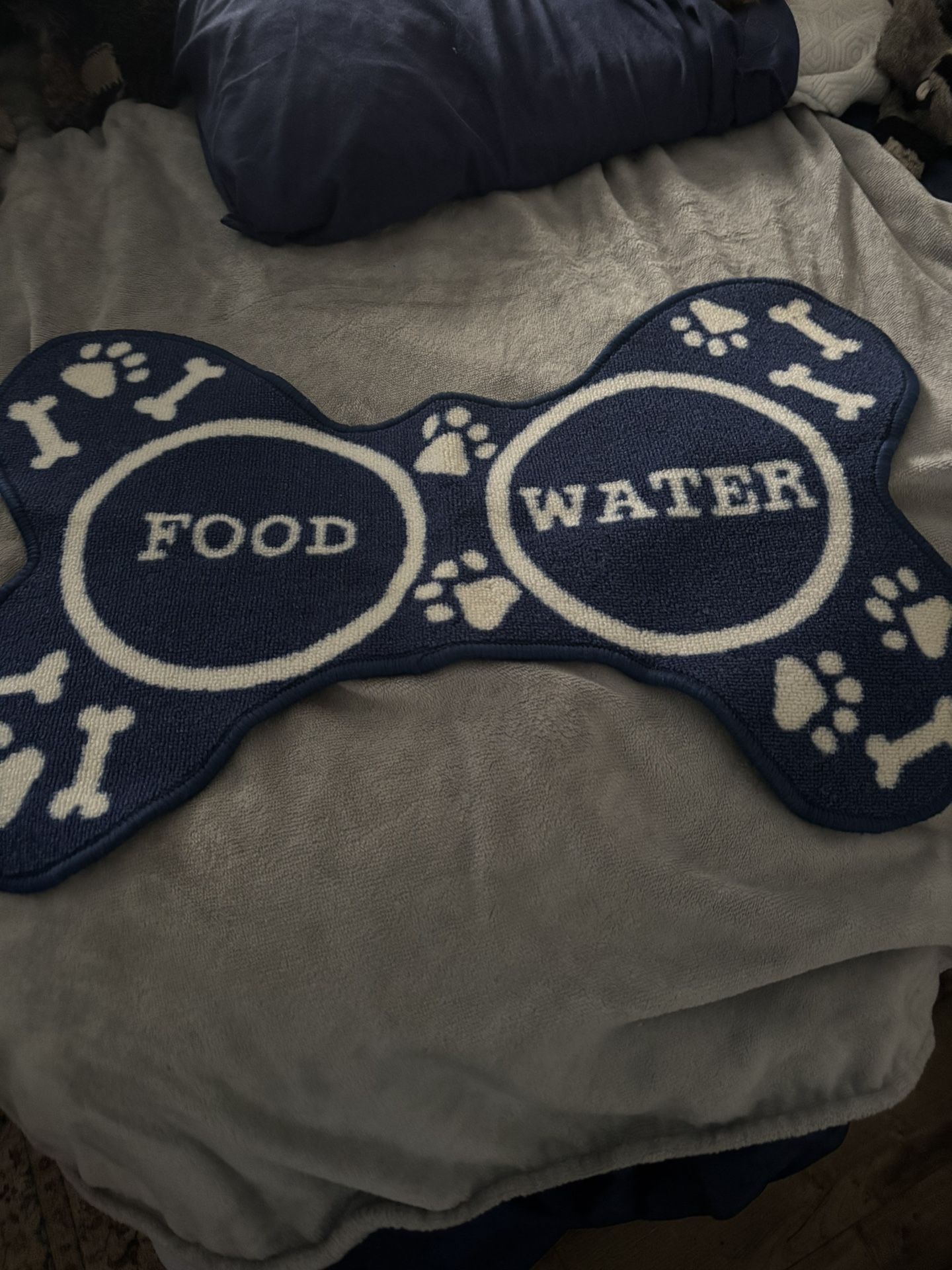Dog Bowl Set And Mat
