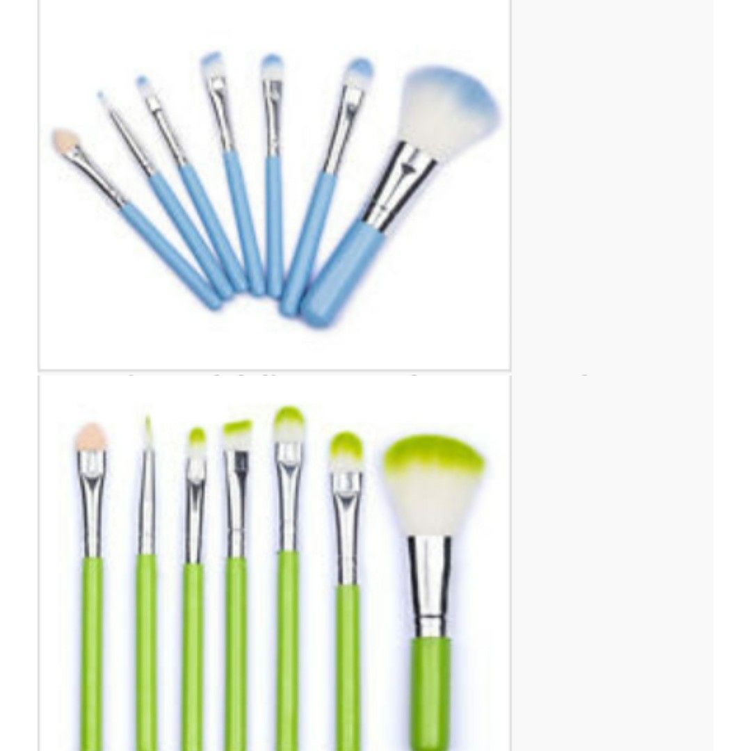 Makeup brushes