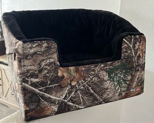Dog booster seat