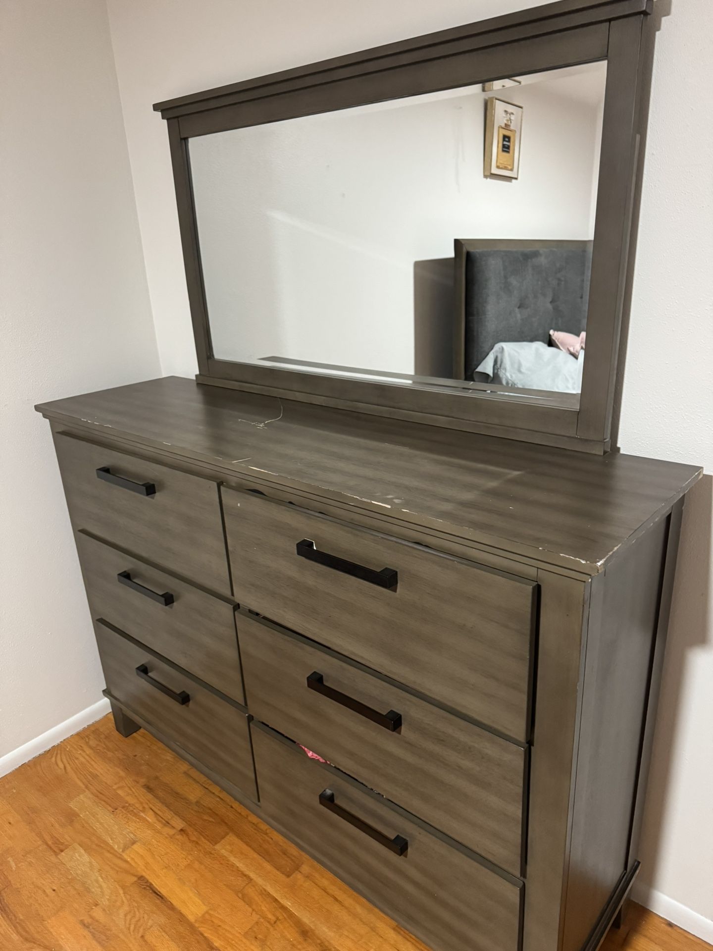 Dresser
