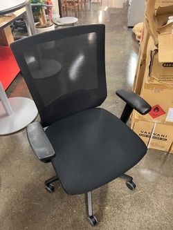 Black Mesh Office Chair