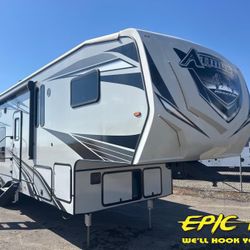2023 Eclipse Attitude 3322SAG