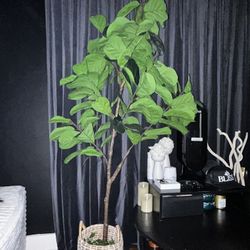 Artificial Tree 