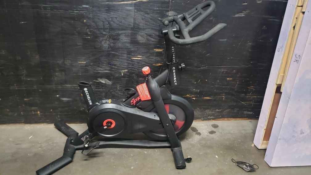 Echelon Sport Connect Bike