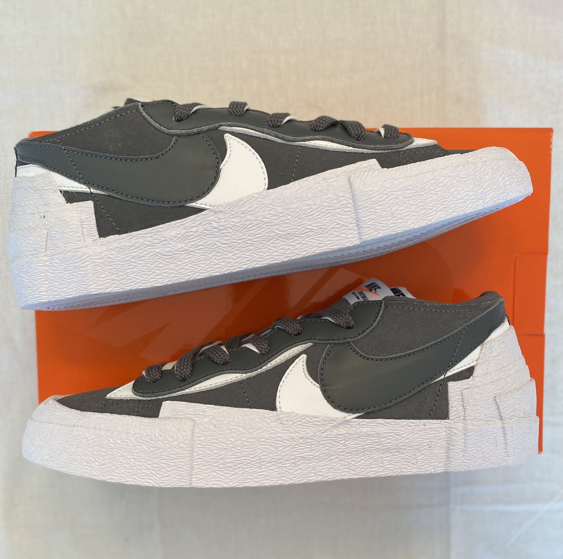 Nike Blazer Low sacai Iron Grey Size: 8.5 Brand New