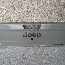 2020-21 Jeep Gladiator Tail Gate