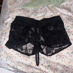 Lace shorts