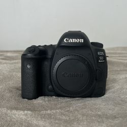 Canon 5D Mark IV