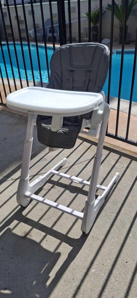High Chair 
